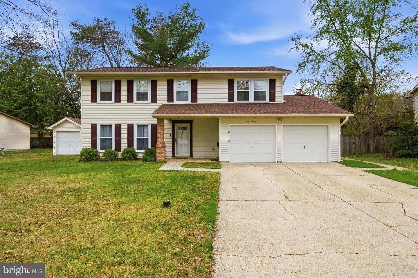 Property Photo:  313 Bucknell Circle  MD 20602 