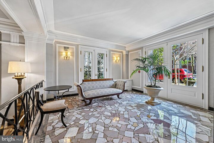 Property Photo:  1661 Crescent Place NW 502  DC 20009 