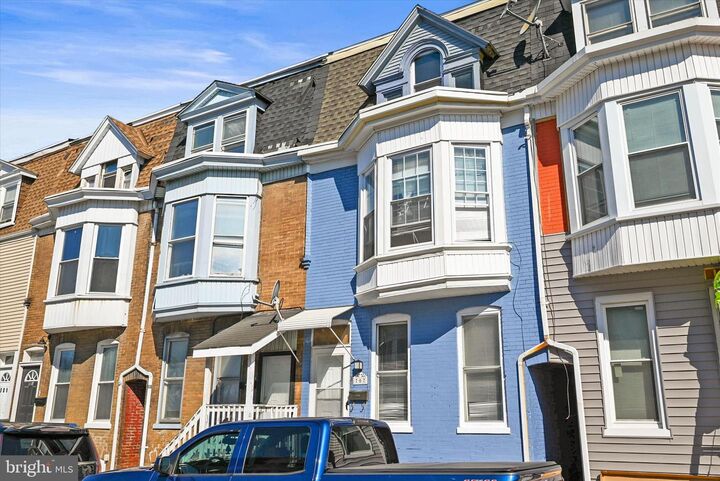 Property Photo:  707 York Street  PA 17403 