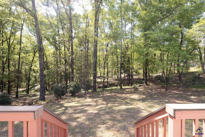 Property Photo:  98 Beverly Drive  GA 31005 