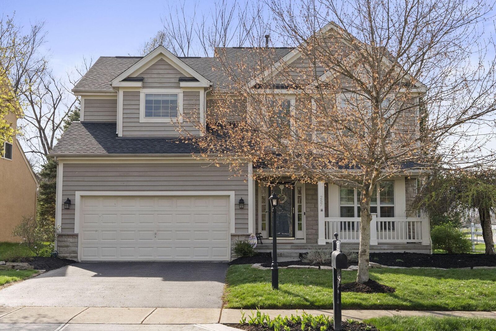 Property Photo:  257 Wagon S Trail  OH 43065 