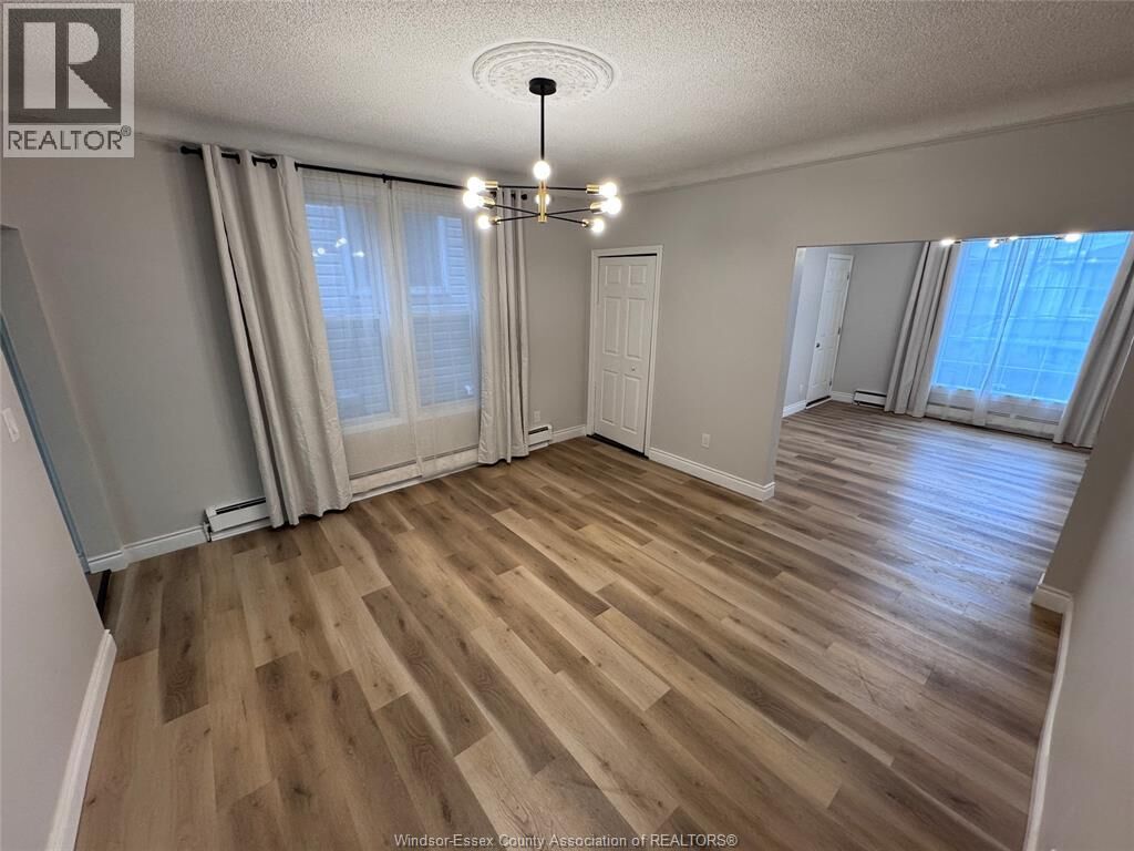 Property Photo:  454 Vera Place  ON N9A 5W3 
