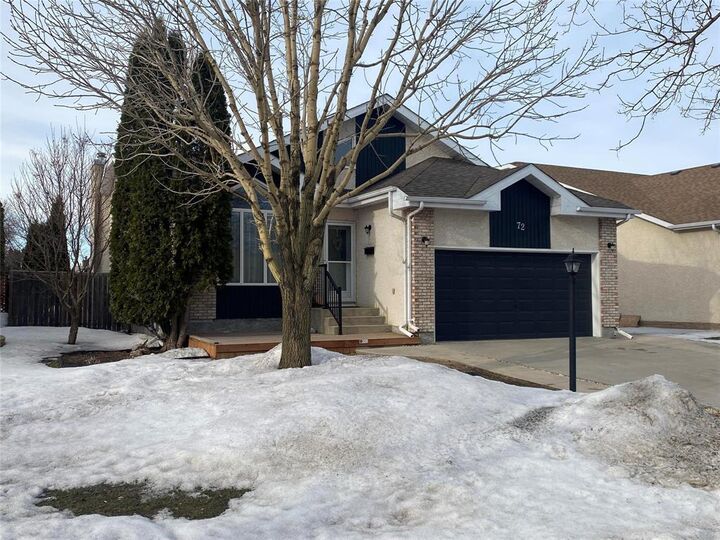 Property Photo:  72 Mount Laurel Crescent  MB R2J 4C5 