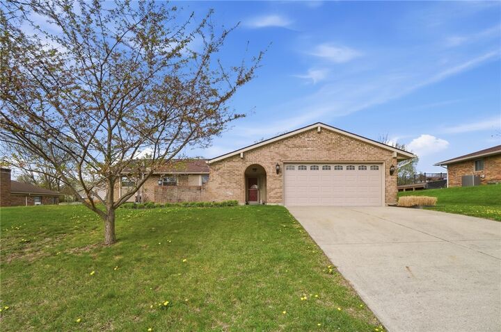 Property Photo:  7521 Glenhurst Drive  OH 45414 