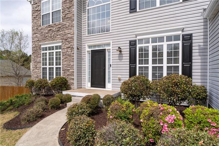 Property Photo: 816 Pond View Lane GA 30518