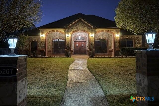 Property Photo: 5207 Driftwood Court TX 76542