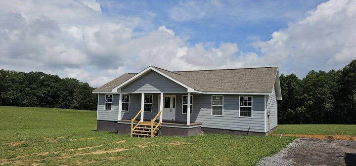Property Photo:  1368 Bennie Camp Road  TN 37327 