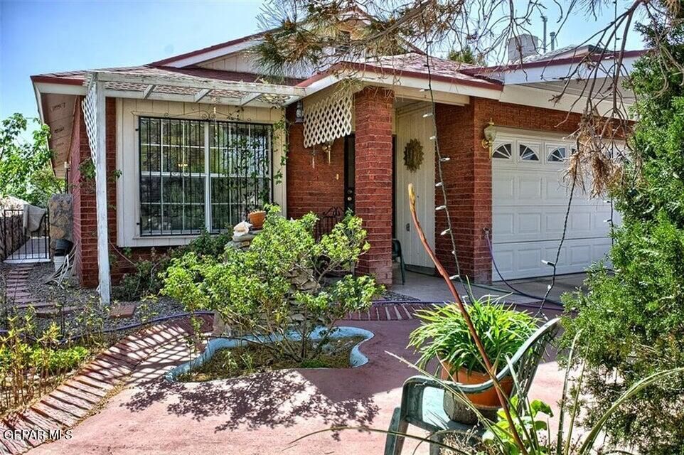 Property Photo:  3260 Catherine Ann Drive  TX 79936 