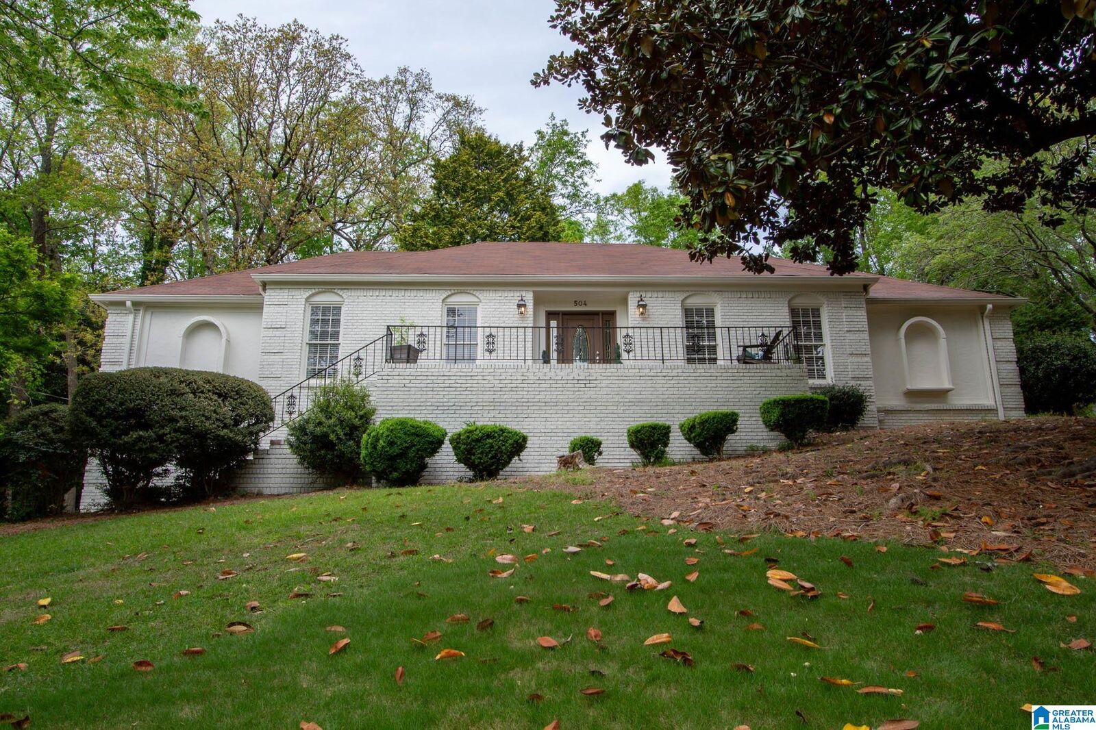 Property Photo: 504 Lance Way AL 35206