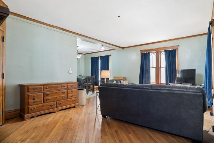 Property Photo:  211 N 1st Street  IA 52147 