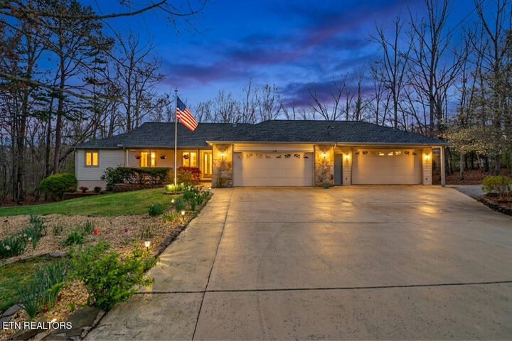 Property Photo:  110 Bradford Lane  TN 38558 