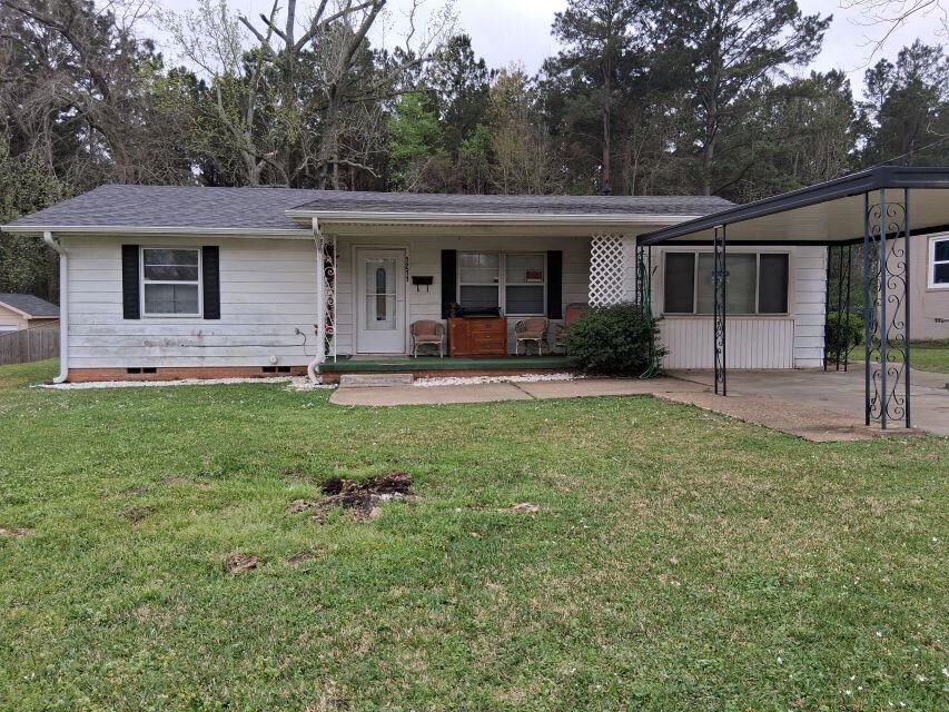 Property Photo:  1211 Webb  TX 75654 