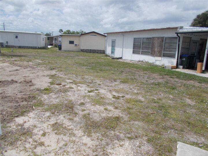 Property Photo:  6759 Neighborly Court  FL 34287 