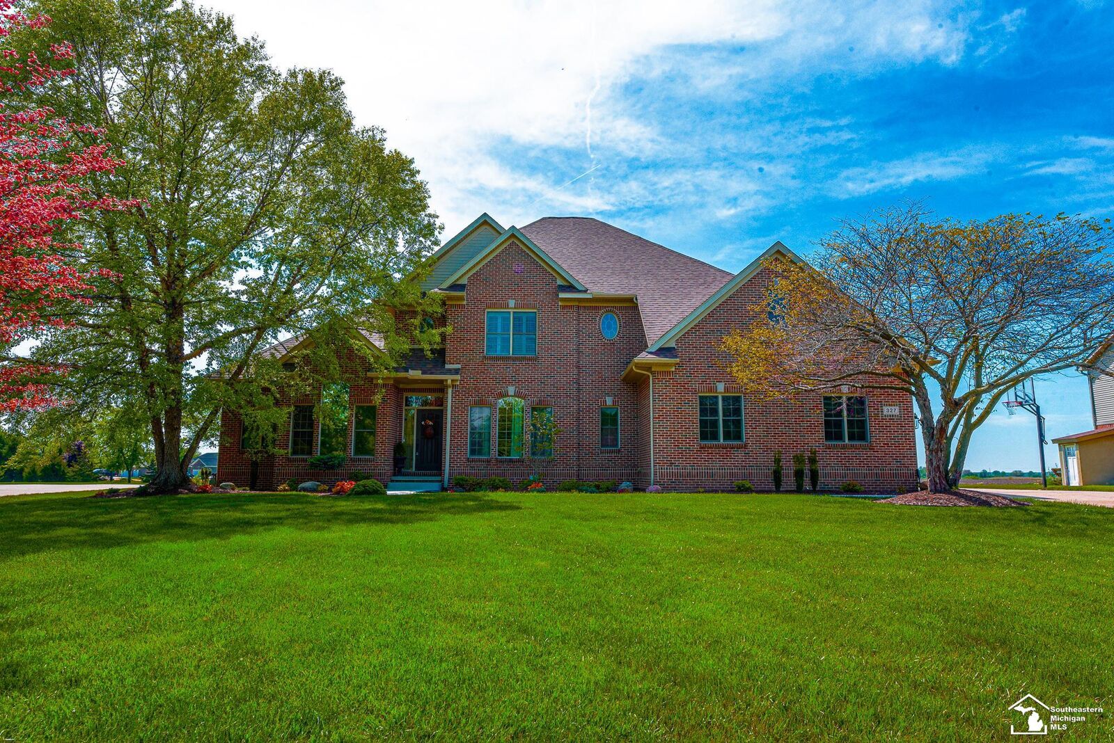 Property Photo: 327 Pebble Beach Drive MI 48162