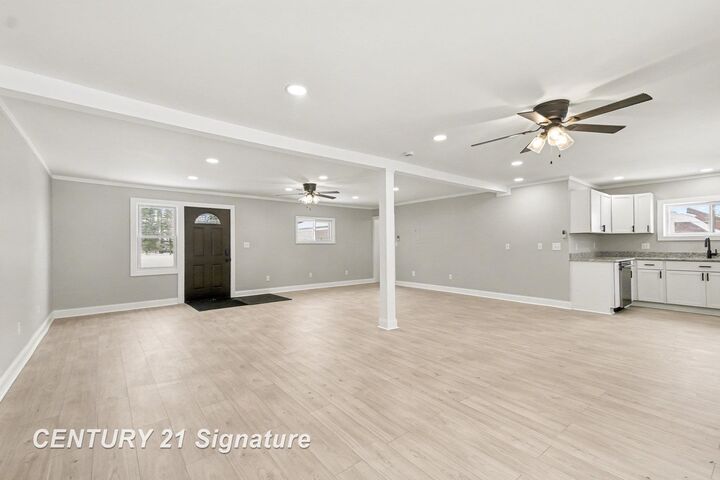 Property Photo:  474 W Taylor Drive  MI 48657 