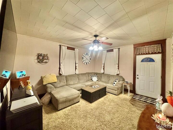 Property Photo:  423 N 14th  IL 62301 