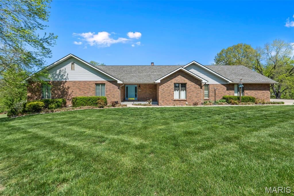 Property Photo:  283 S Lake Drive  MO 63701 