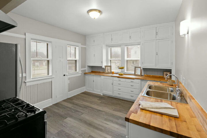 Property Photo:  4607 N 42nd St  WI 53209 