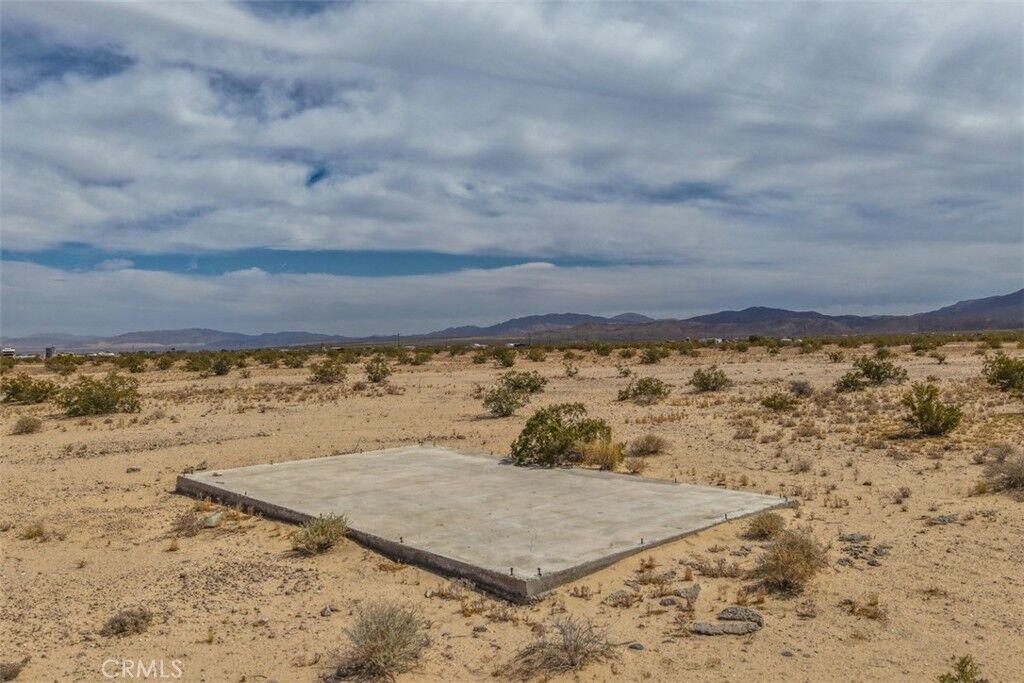 Property Photo: 0 Gopher Grove Ln CA 92277