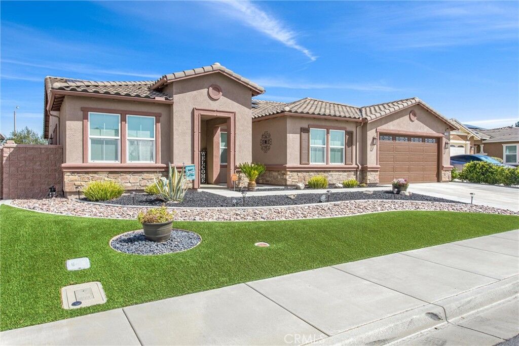 Property Photo:  30410 Arrowhead  CA 92563 