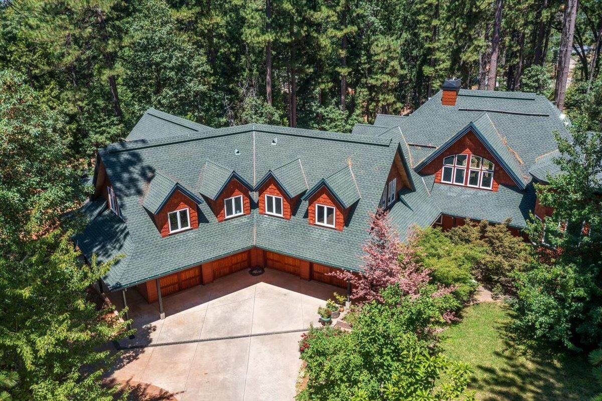 Property Photo:  11382 Cour Royal  CA 95959 
