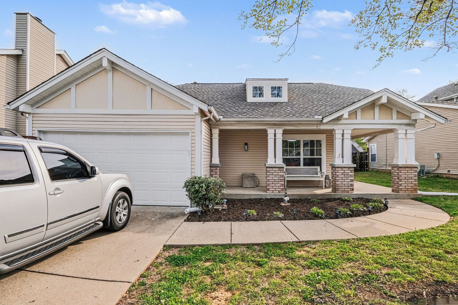 Property Photo:  1736 Stone Hollow Ct  TN 37076 