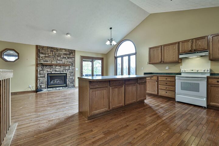 Property Photo: 445 Elk Lake Resort Rd KY 40359