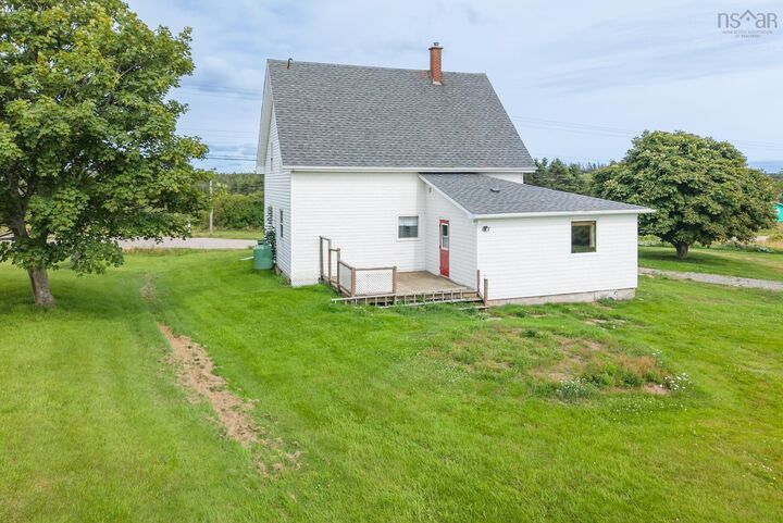 Property Photo:  5347 Highway 1  NS B5A 5B2 