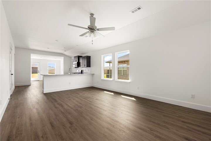 Property Photo:  1713 Edwards Street  AR 72751 