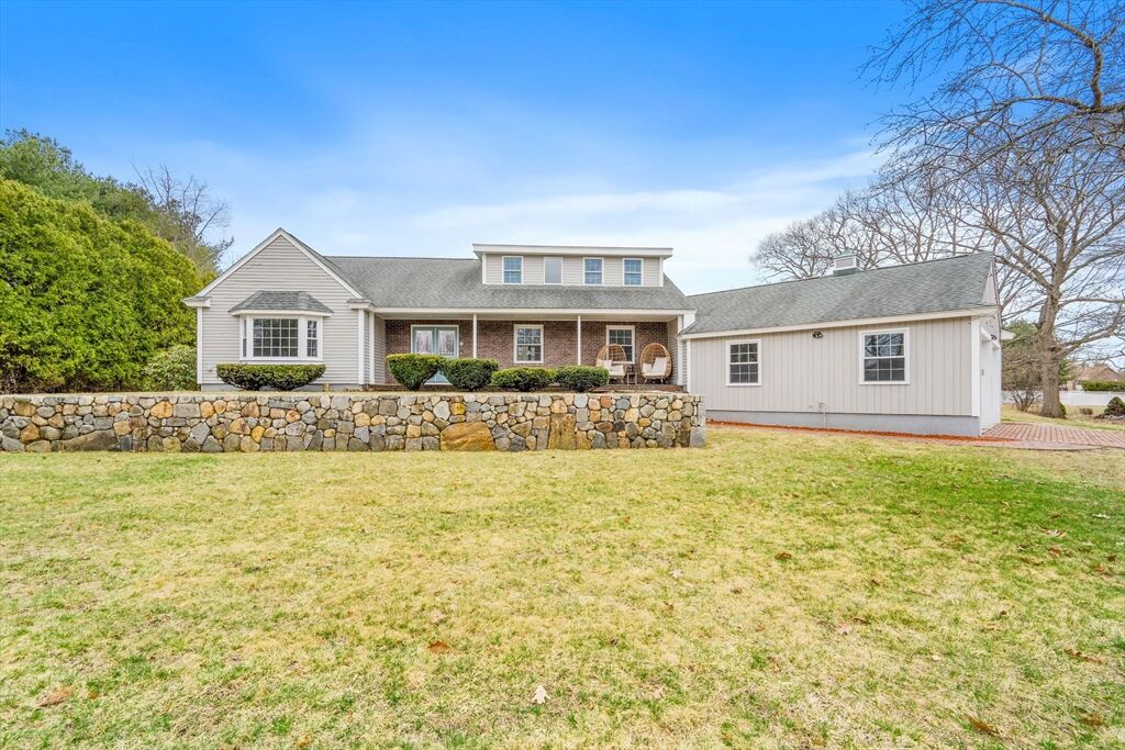 Property Photo:  8 Crescent St.  MA 01876 