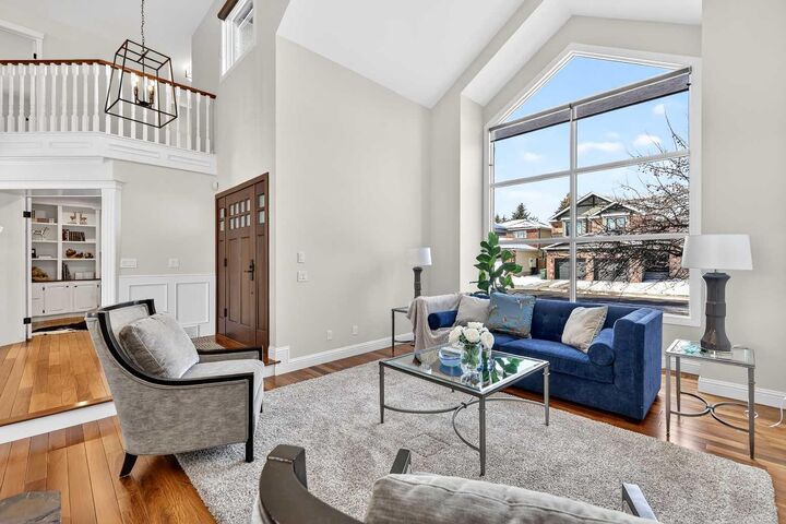 Photo de la propriété:  7087 Christie Briar Manor SW  AB T3H 2H5 