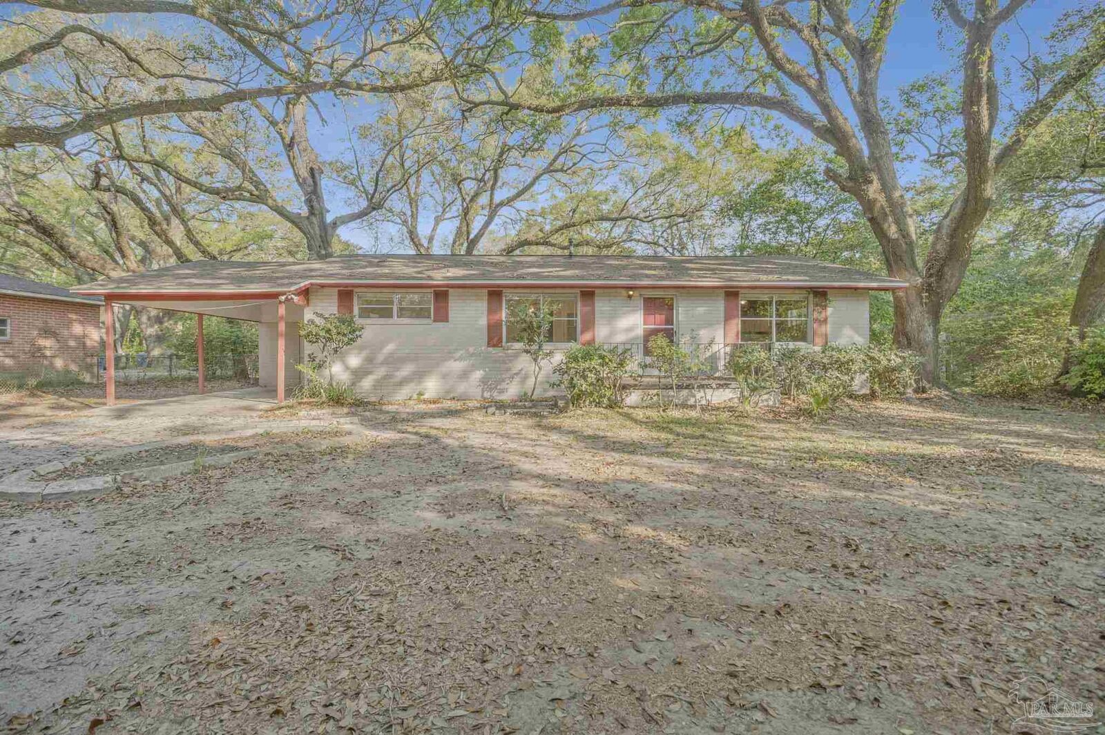 Property Photo:  110 Hancock Ln  FL 32503 