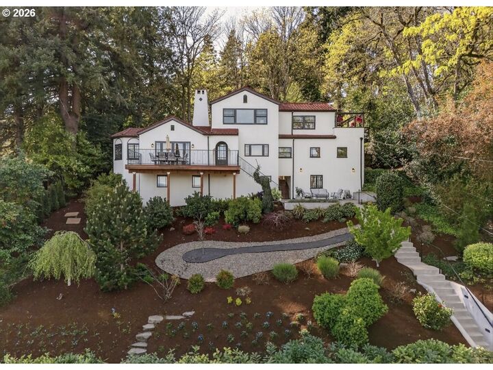 Property Photo:  4323 SW Hamilton Ter  OR 97239 