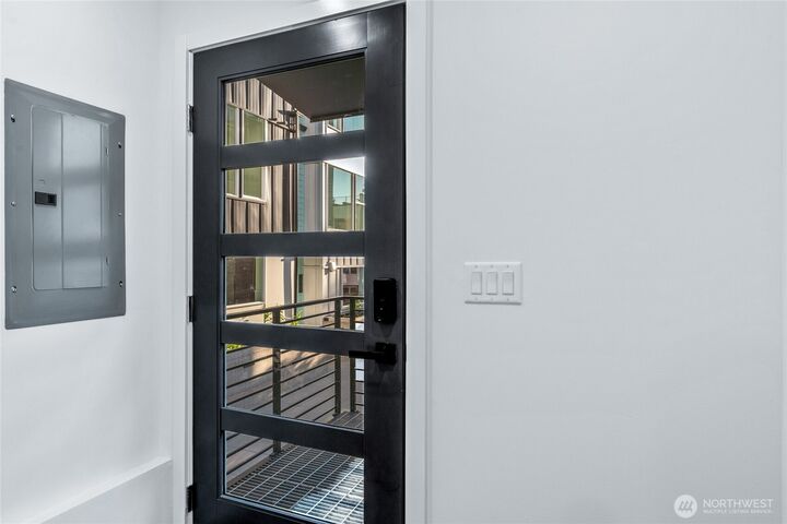 Property Photo:  3500 NE 125th Street C  WA 98125 