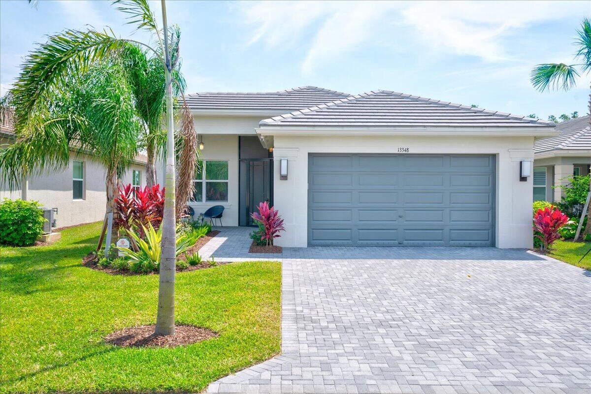 Property Photo: 13348 SW River Rock Road FL 34987