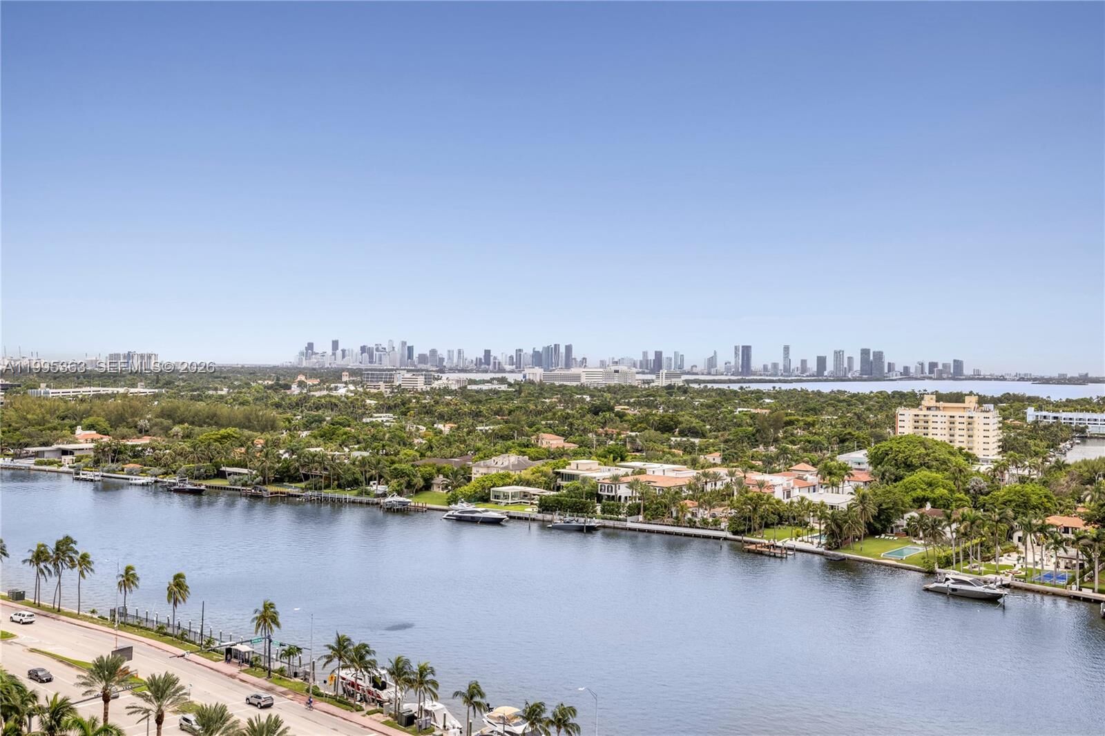 Property Photo:  4779 Collins Ave 1706  FL 33140 