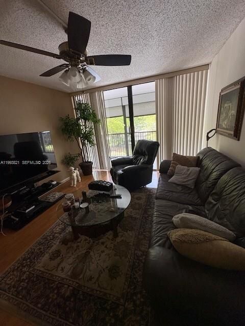 Property Photo:  2812 N 46th Ave G370  FL 33021 