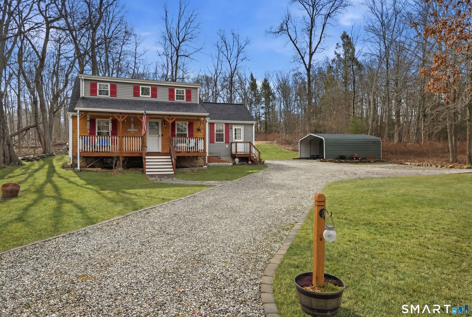 Property Photo:  280 Root Road  CT 06238 