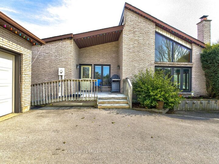 Property Photo:  11331 Amos Drive  ON L0P 1B0 