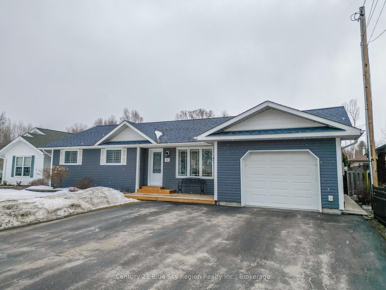 Photo de la propriété:  12 Riverfront Drive  ON P2B 3E9 