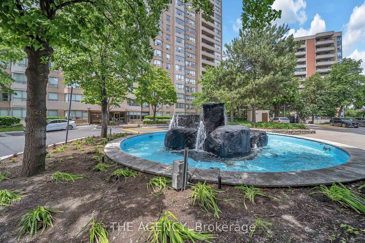 Property Photo: 30 Malta Avenue 505 ON L6Y 4S5
