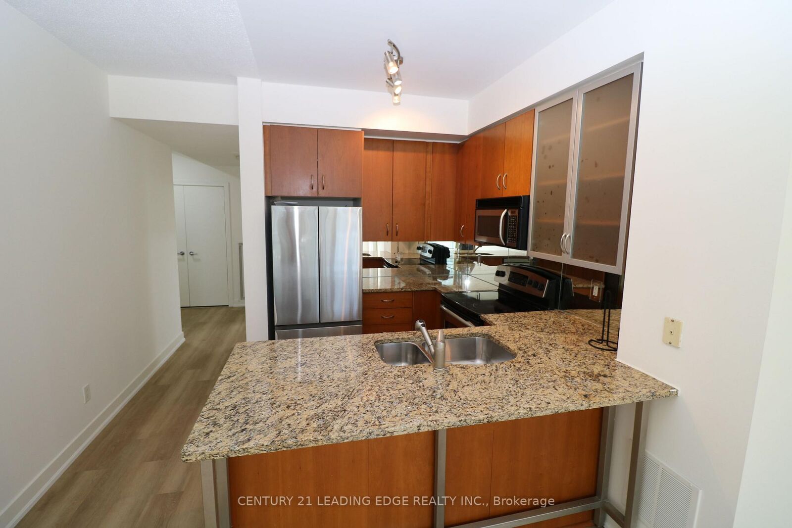 Photo de la propriété:  438 King Street W 1404  ON M5V 1K1 