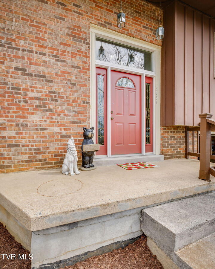 Property Photo: 3937 Ridgeline Drive TN 37664