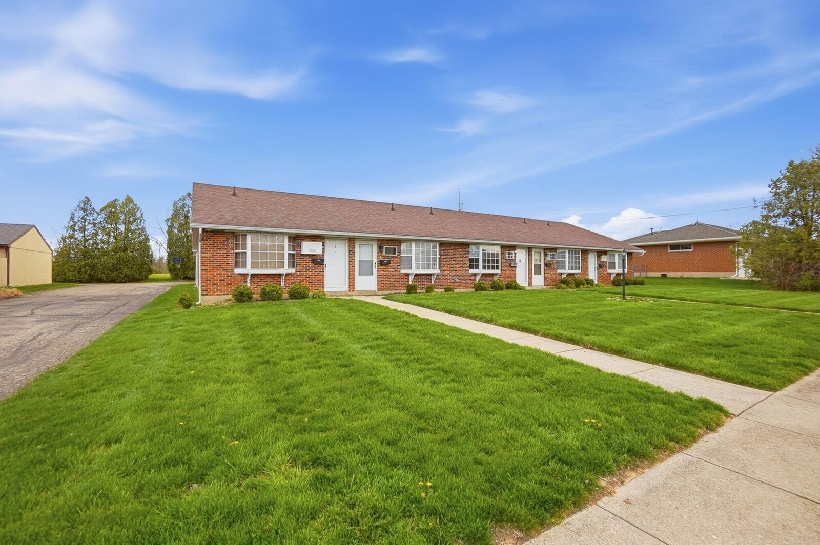 Property Photo:  1052 Cheyenne Avenue 1052  OH 45503 