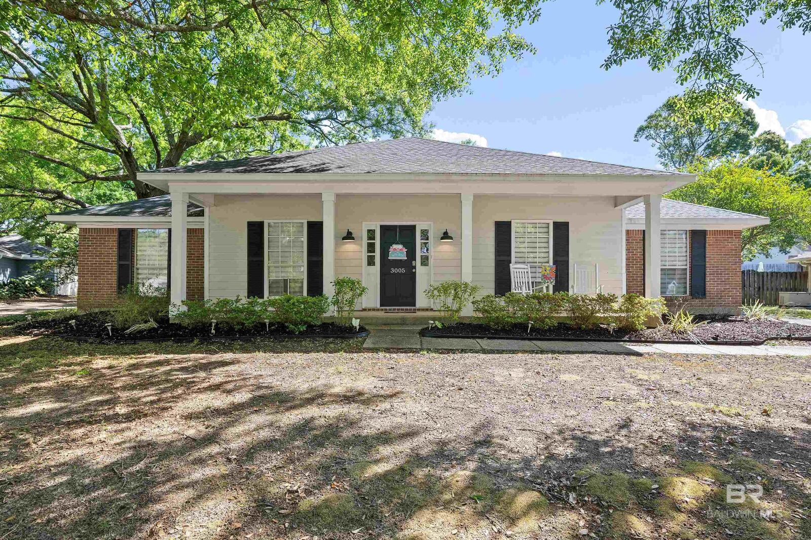 Property Photo:  3005 Alexandria Court  AL 36693 