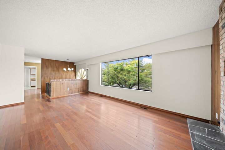 Property Photo: 9920 Francis Road BC V6Y 1B3