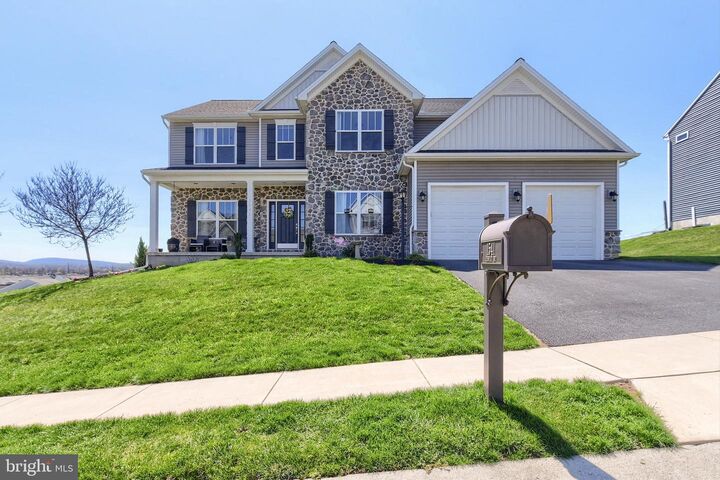 Property Photo: 1541 Zestar Drive PA 17055