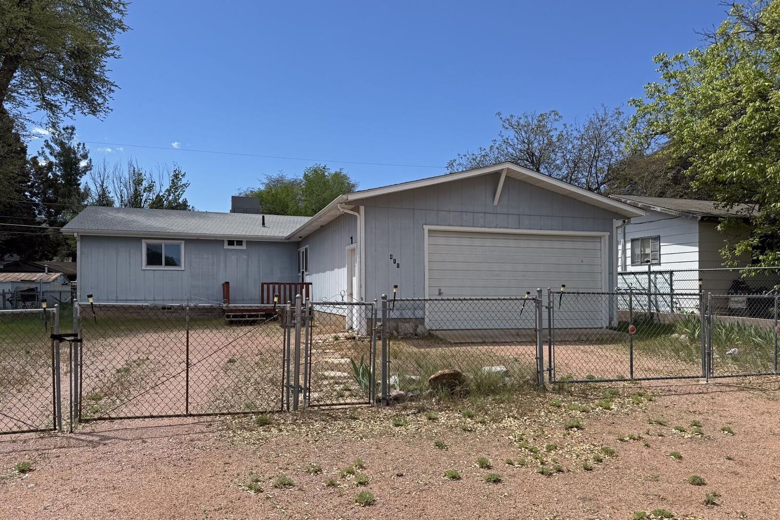 Property Photo:  411 W Bridle Path Lane  AZ 85541 