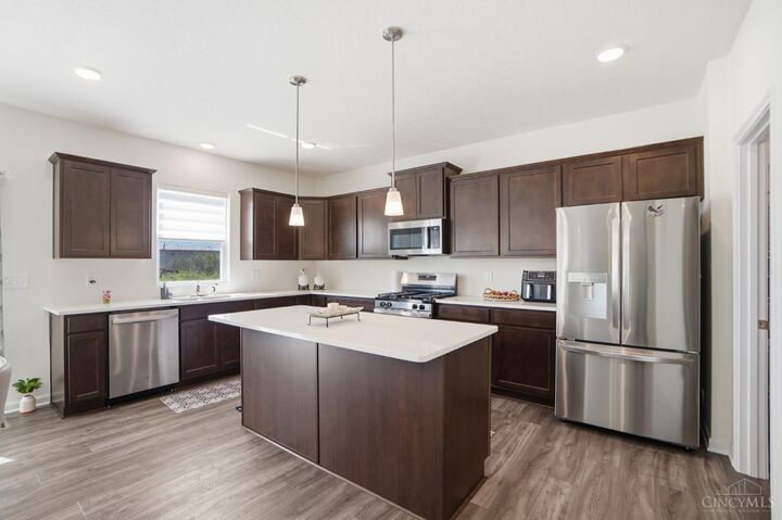 Property Photo: 5565 Scenic Trail Drive OH 45011