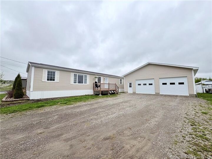 36 Soucy Street — photo 1